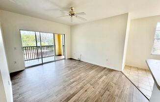 2 beds, 2 baths, $1,995, Unit #1127