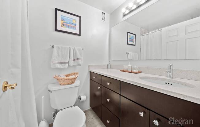 2 beds, 2 baths, $5,995, Unit 14C