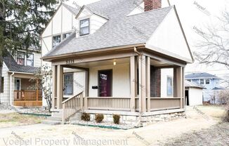 3 beds, 1.5 baths, $1,595