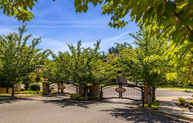 Four Bedroom Home + Bonus & Den in Gated Camas Community