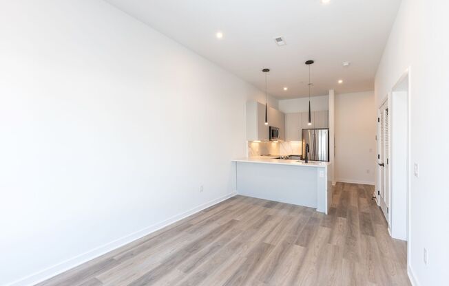 1 bed, 1 bath, 700 sqft, $1,650, Unit 408