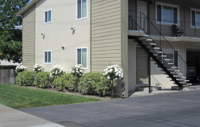 Hacienda Apartments