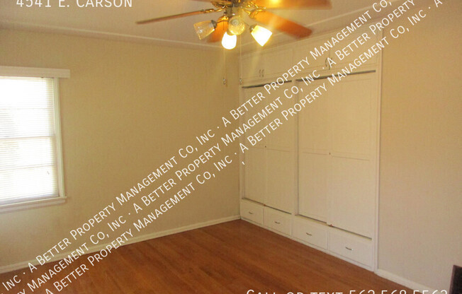 4541 E CARSON