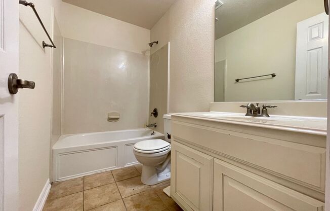 4 beds, 3.5 baths, $2,750