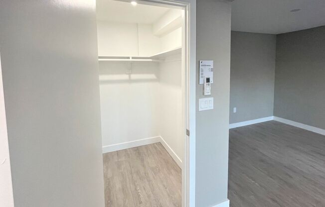Studio, 1 bath, 589 sqft, $2,095, Unit 48