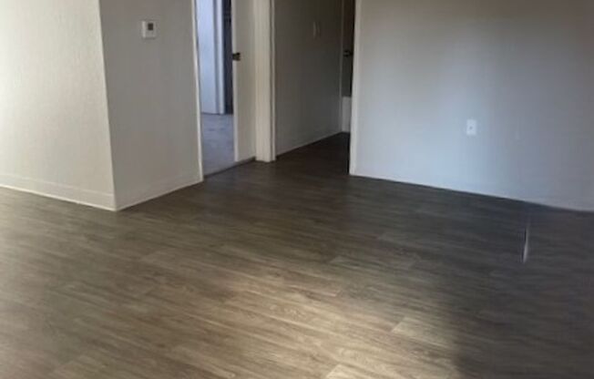 1 bed, 1 bath, 520 sqft, $884, Unit 1001