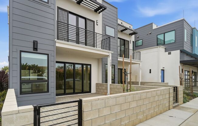 Seacoast Luxury Townhomes