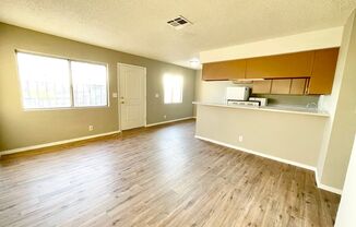 2 beds, 1 bath, 898 sqft, $1,100, Unit Unit D