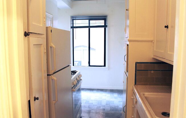 Studio, 1 bath, 510 sqft, $1,850, Unit Unit 606