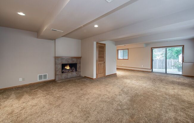 Spacious 4-Bedroom Home Offering Seamless Indoor-Outdoor Flow