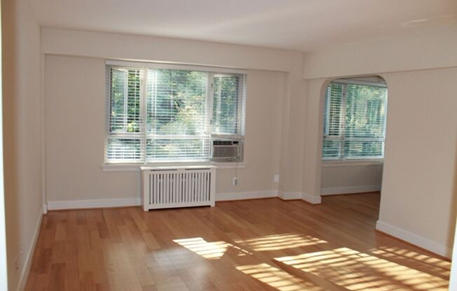 1 bed, 1 bath, 676 sqft, $2,695, Unit 619