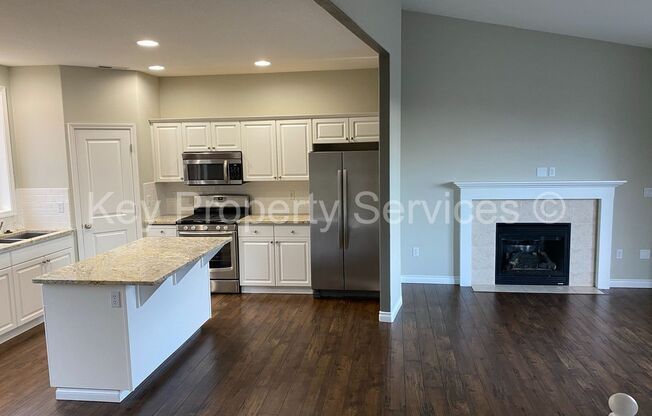 COMING SOON! Large 3 bed 3 bath in Camas