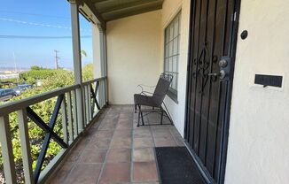 2 beds, 1 bath, $4,400