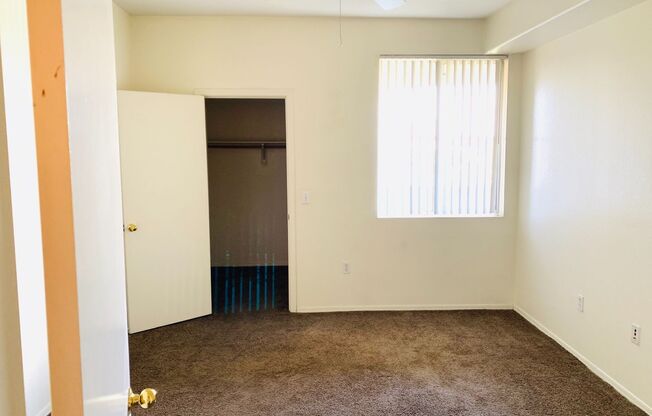 1 bed, 1 bath, 760 sqft, $1,285, Unit 210