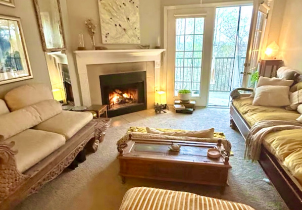8 CALEDONIA RD