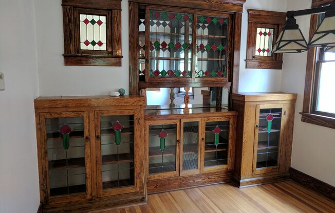 MAGNIFICENTLY GRANDE VINTAGE HIGHLANDS HOME AVAILABLE JANUARY 17TH!