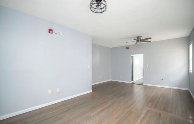 1 bed, 1 bath, 850 sqft, $2,200, Unit 153 Frederick St - 2R