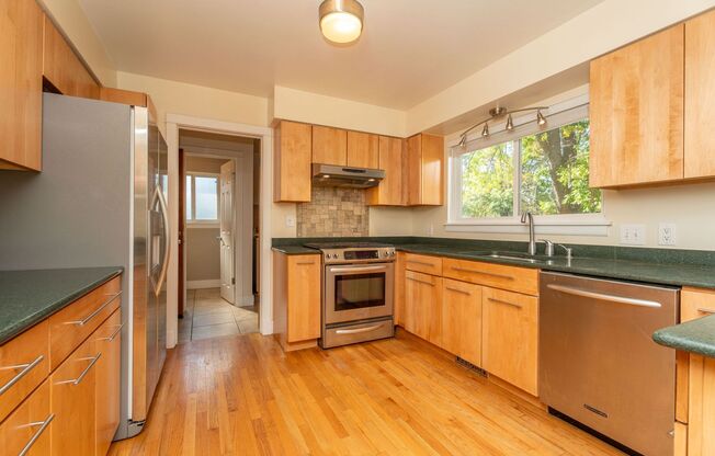 PRICE REDUCTION FOR IMMEDIATE MOVE IN - 4 bed 2.5 bath freshly renovated home West Fort Collins