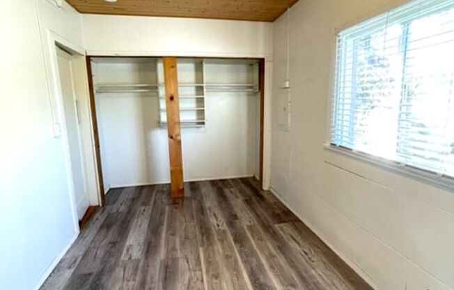 2 beds, 1 bath, $1,795