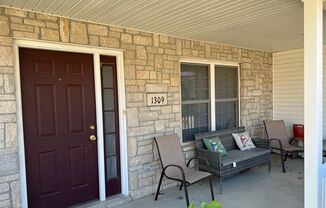 2 beds, 2.5 baths, $1,700