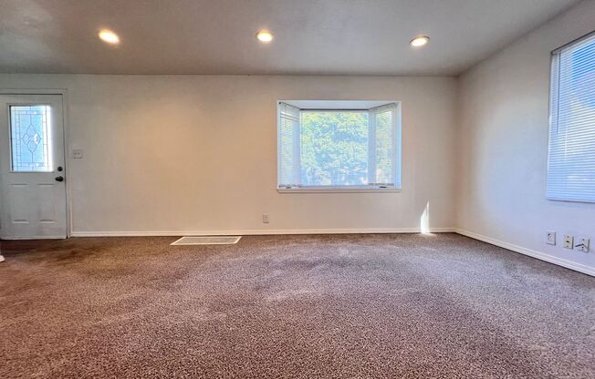 3 bedroom, 1 bathroom (one egress room) Single Family Home Available now!