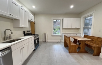 3 beds, 1.5 baths, 99 sqft, $4,200, Unit 1