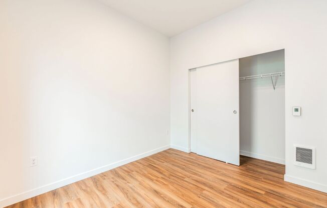 1 bed, 1 bath, 357 sqft, $1,550, Unit 712