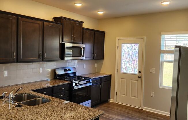 4 Bedroom For rent
