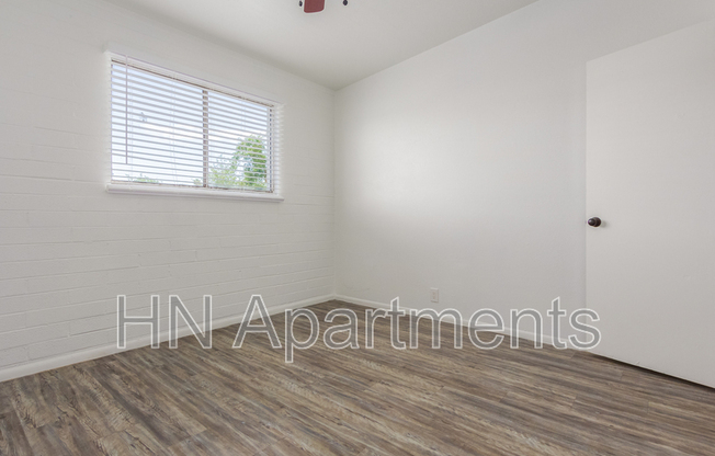8639 N 7 ST