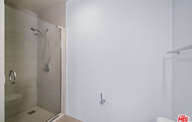 1 bed, 2 baths, 1,110 sqft, $4,000, Unit 815