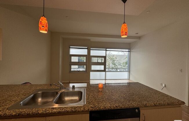 1 bed, 1 bath, 580 sqft, $2,450, Unit 408