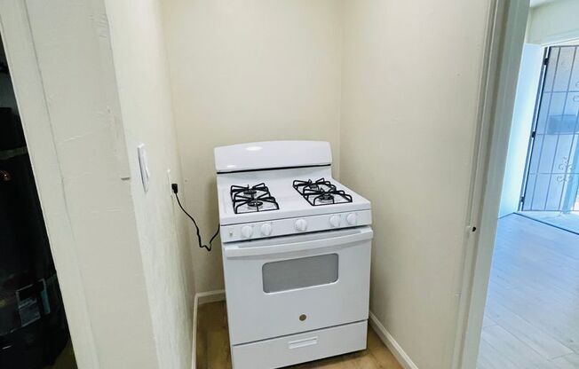 2 Bedroom unit with parking