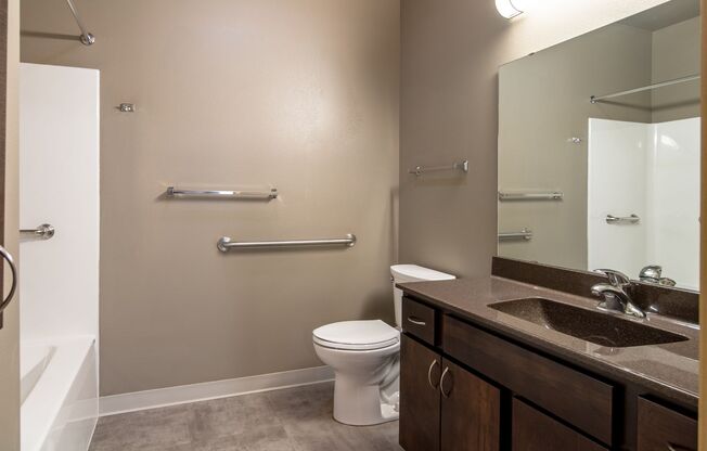 2 beds, 2 baths, 1,061 sqft, $1,505, Unit 902-314