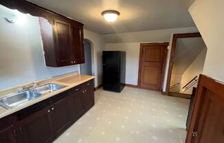 1 bed, 1 bath, $825, Unit 2055