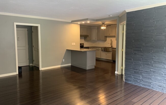 2 HAMMOND POND PKWY