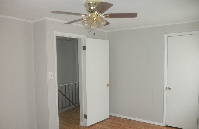 3 beds, 1 bath, $1,400