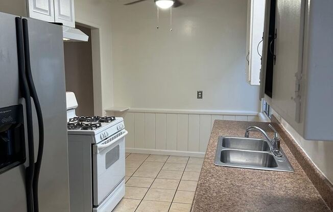 1 bed, 1 bath, 620 sqft, $1,995