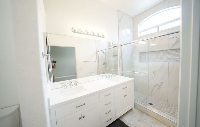 3 beds, 2 baths, $2,045