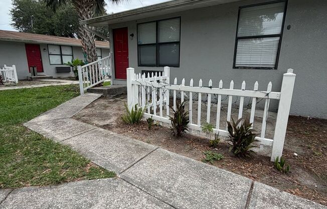 1400 STRAWBERRY PL