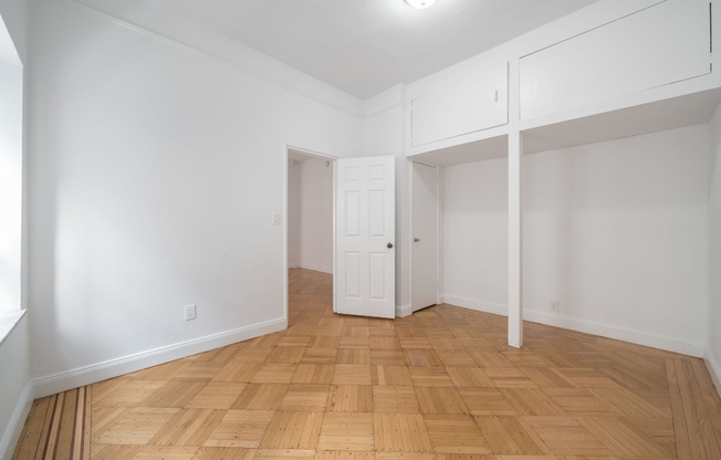 2 beds, 1 bath, 900 sqft, $6,250, Unit 7A
