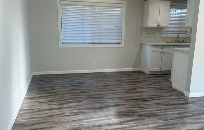 2 beds, 1 bath, 800 sqft, $2,645, Unit 175402