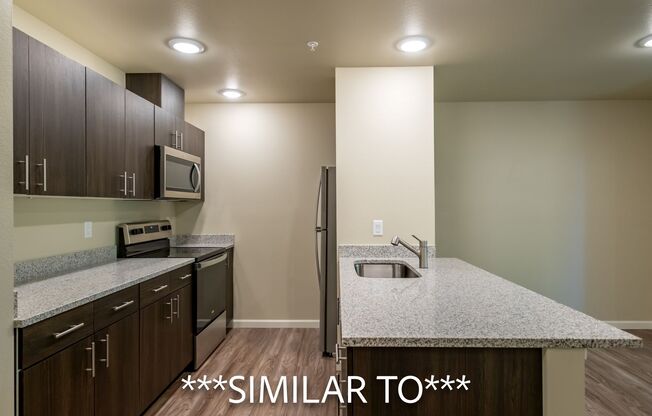 1 bed, 1 bath, 840 sqft, $1,395, Unit 1031-202