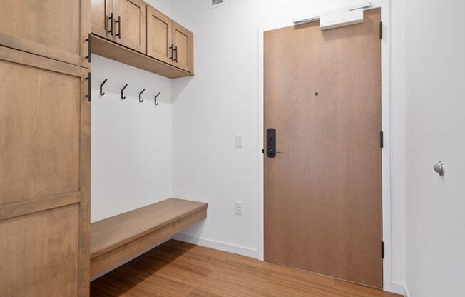 2 beds, 2 baths, 1,016 sqft, $2,550, Unit 502