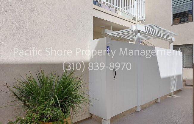 868 West Knoll Apartments