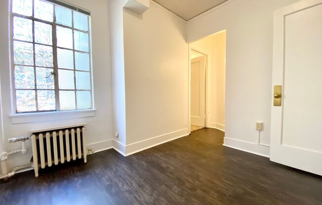 1 bed, 1 bath, 351 sqft, $1,295, Unit 505