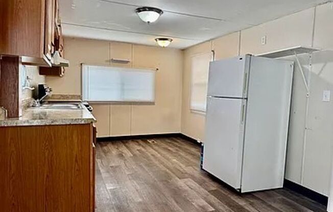 Coe Road Mobile Home Court