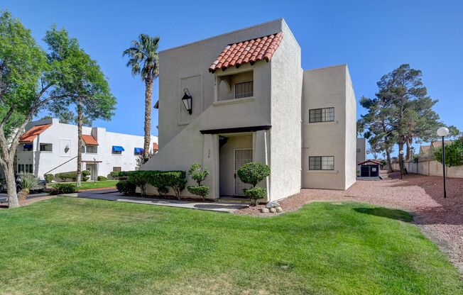 Move-In Ready Condo Near Summerlin!