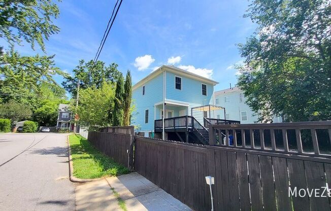 822 E Lenoir Street