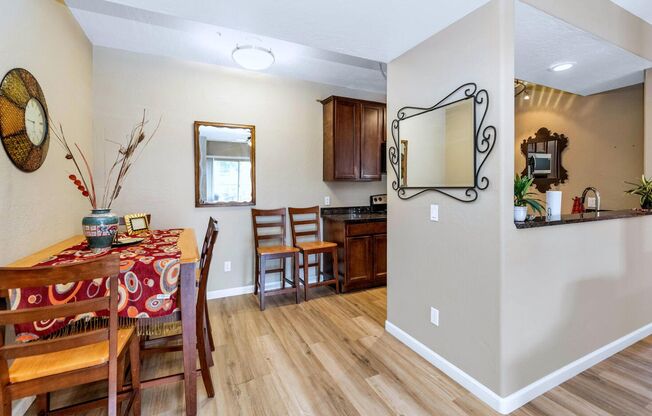 2 beds, 2 baths, $1,995, Unit # 1083