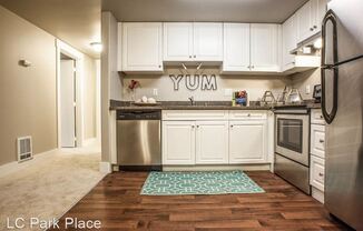 11038 Lake City Way NE